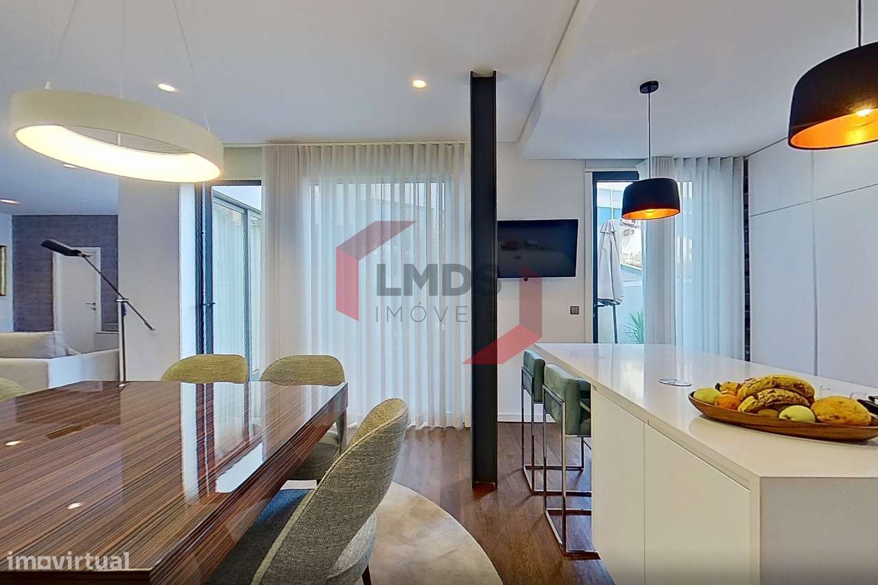 Moradia T3 - Renovada e Ampliada em 2018 – Serralves-5