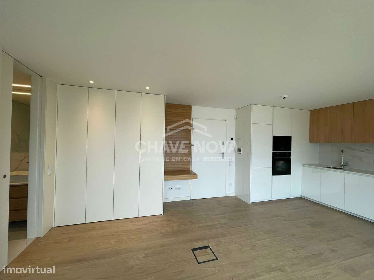 T0 com Varanda e Lugar de Estacionamento | Asprela - Grande imagem: 5/19