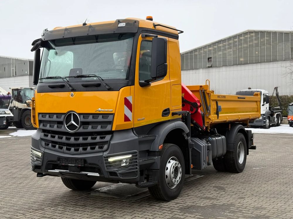 Mercedes-Benz Arocs 2025
