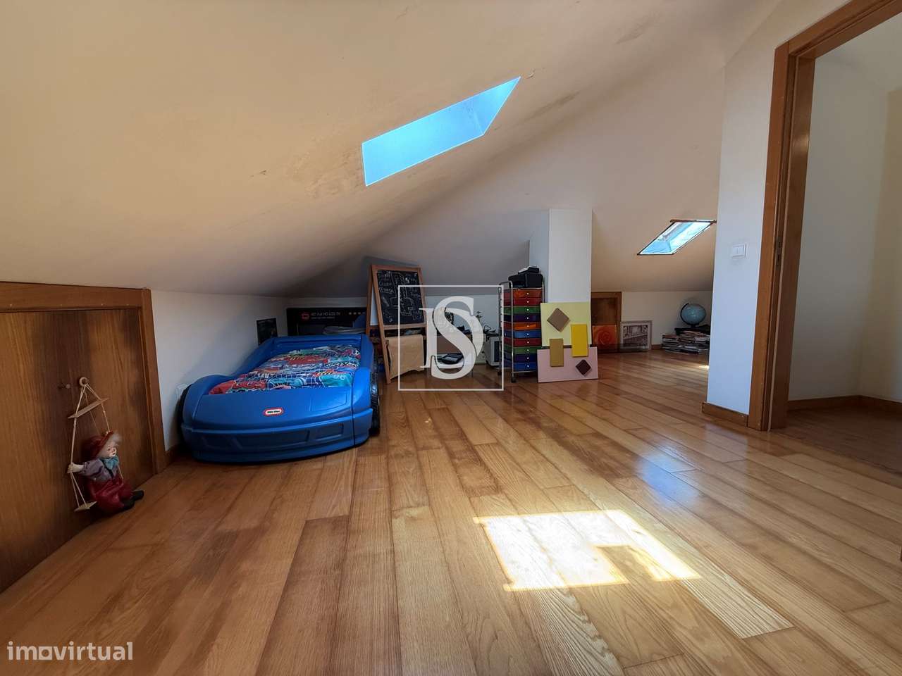 Moradia T3+1  em Chafé | Com garagem | Perto da Praia-32