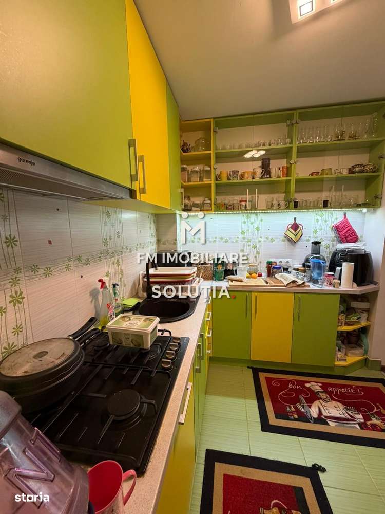 Apartament  3 camere decomandat, etajul2 -zona Serelor/Casa de Pensii - Imagine principală: 2/14