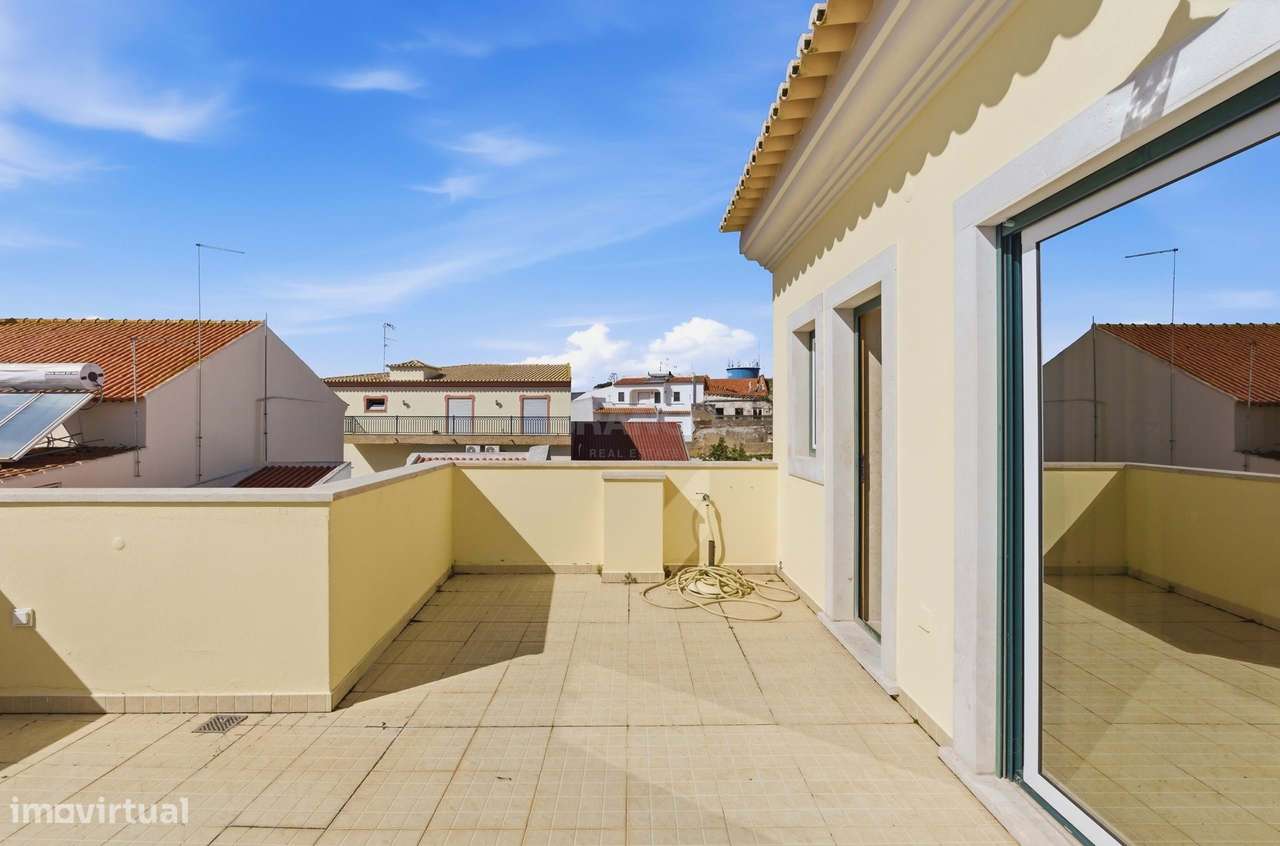 Moradia Familiar T4+1 | Lagoa, Algarve-33
