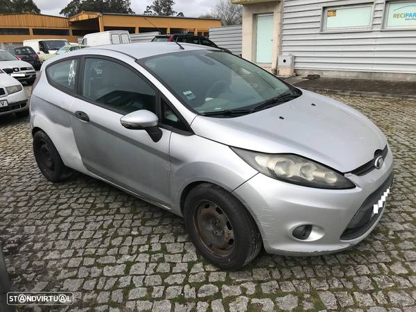 Ford Fiesta 1.4 TDCi Van 2010 - Para Peças - 6