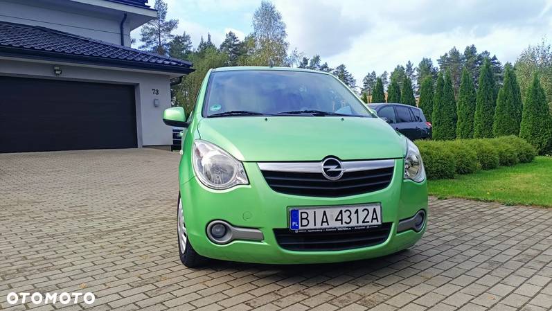 Opel Agila - 2