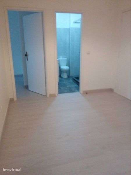 Apartamento T1 Pontinha - Lisboa,  Metro - Grande imagem: 4/10