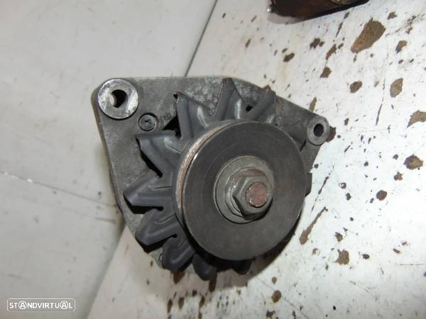 Mercedes W123 Alternador/Motor de arranque - 2