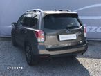 Subaru Forester 2.0 XT Platinum Lineartronic - 14