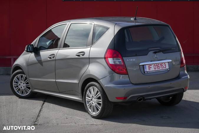 Mercedes-Benz A 180 Autotronic Elegance - 15