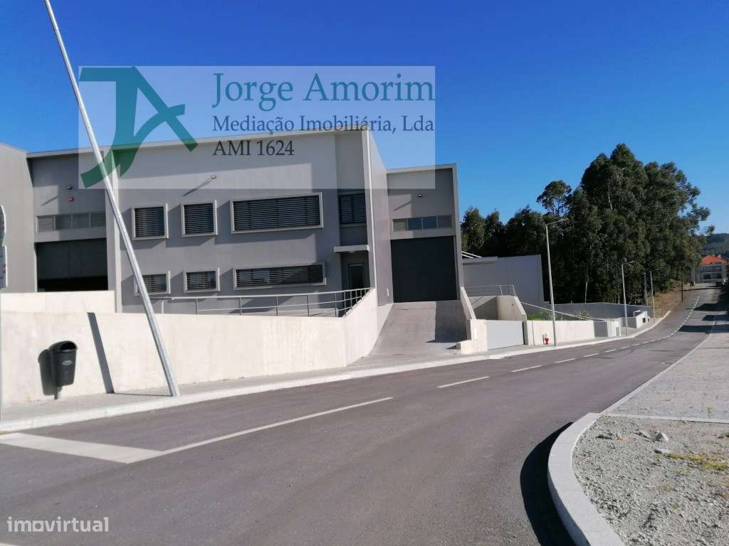 Armazém industrial 995 m2 - Como Novo - Grande imagem: 3/9