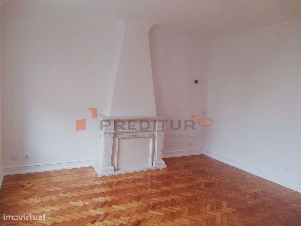 T4 com Garagem em Alvalade - Grande imagem: 5/22