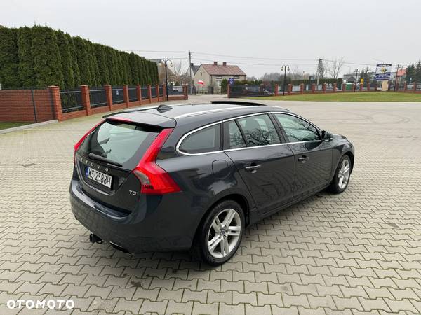 Volvo V60 - 10