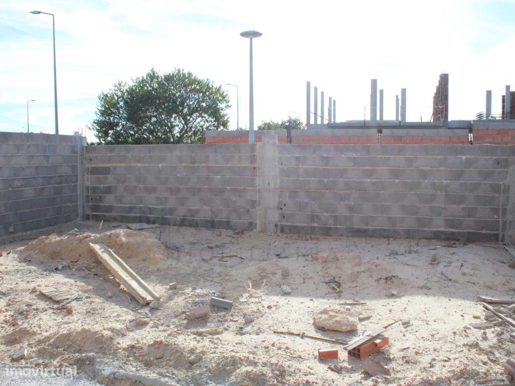 Moradias T3 em construção na urbanização Fonte Lagoa, Rio Maior-7