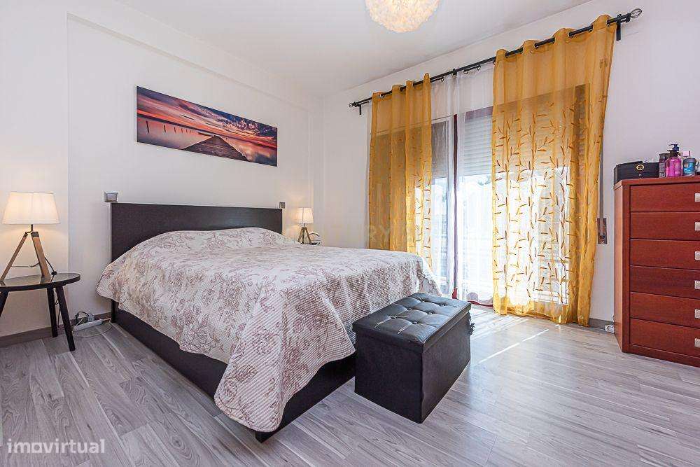 Moradia  Renovada em Setúbal com 3 Quartos - Grande imagem: 5/27