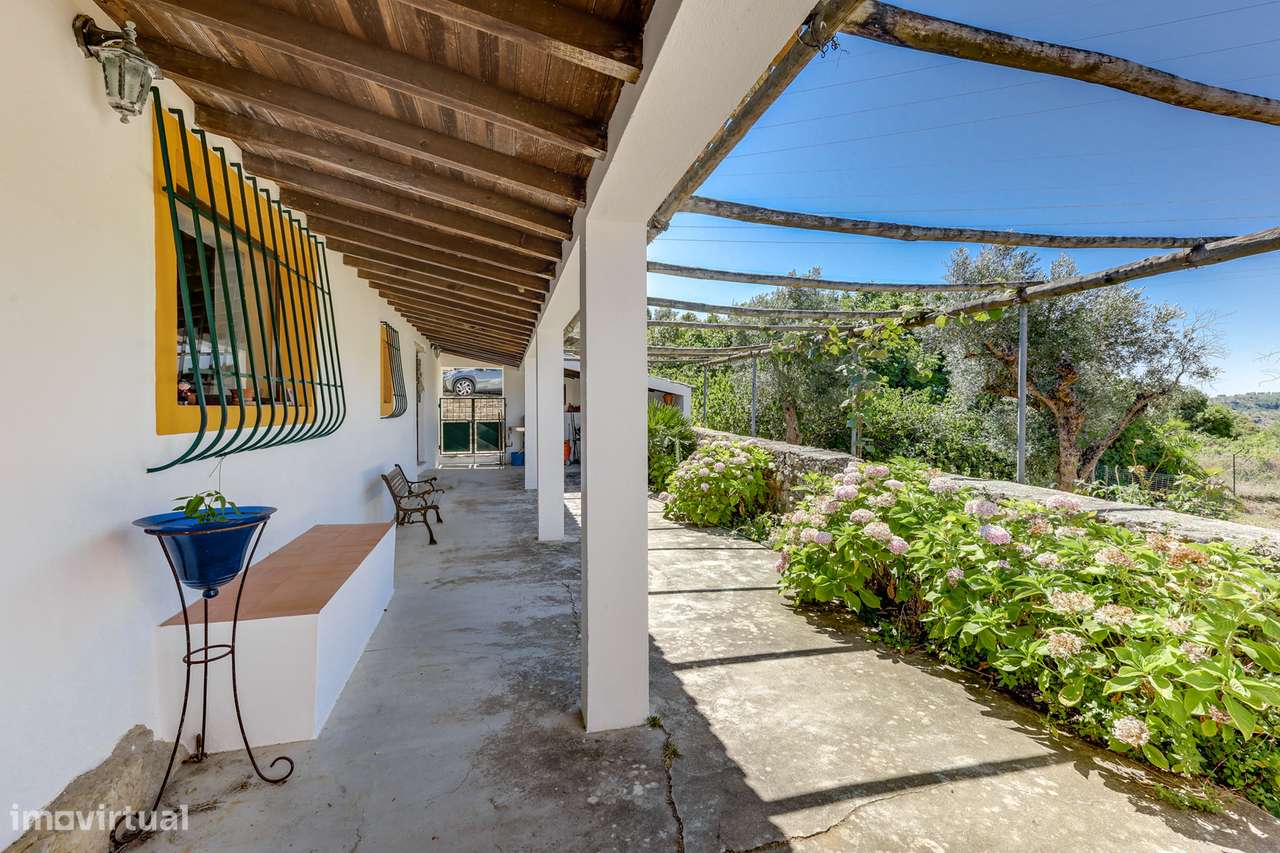Quinta com Piscina e 2 Hectares a 25 km de Lisboa-29