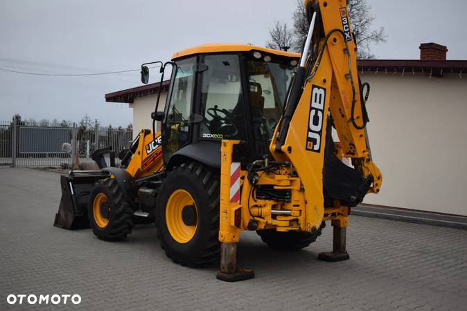 JCB 3CX Rok 2017 - 8