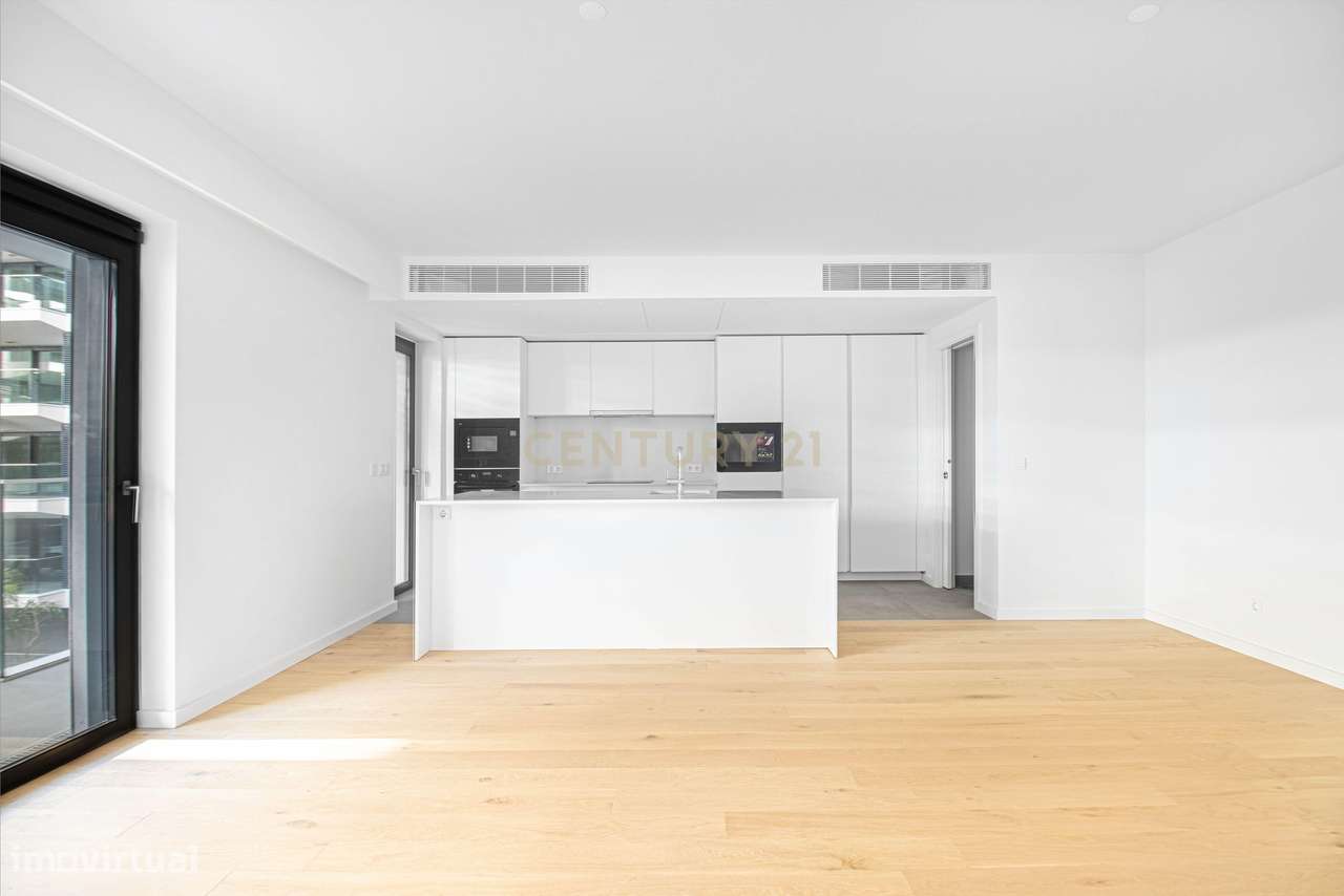 T2 com varanda no condomínio DUUO | Piscina, ginásio e garagem | Aveni - Grande imagem: 3/30