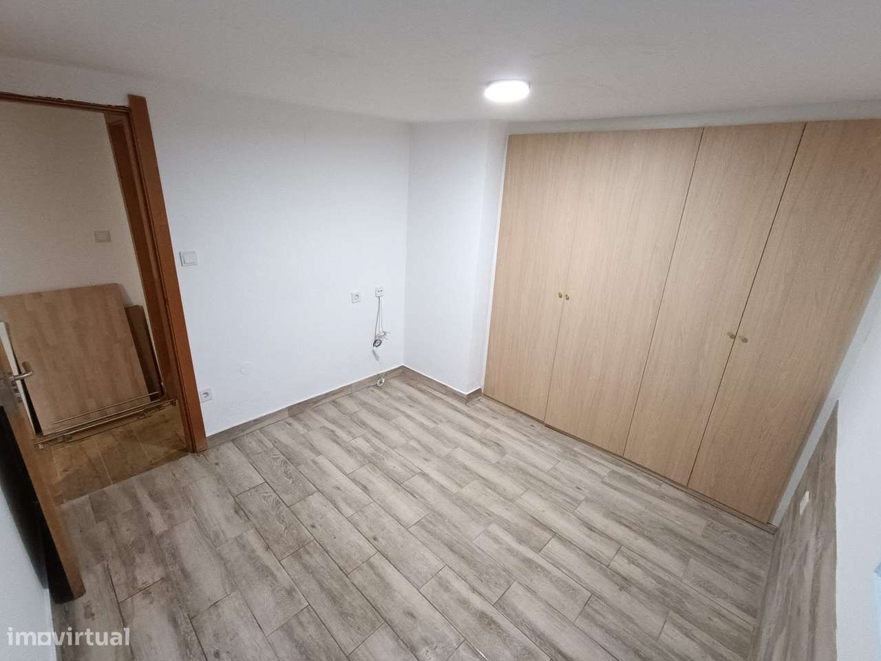 T1 / Stúdio renovado e mobilado, totalmente equipado - Grande imagem: 5/9