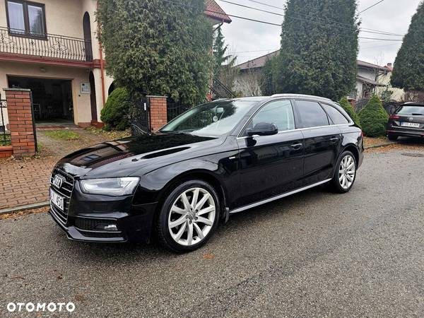 Audi A4 Avant 2.0 TDI DPF clean diesel quattro S tronic S line Sportpaket - 15