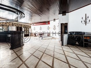 Restaurante / Espaço Comercial em zona Popular de Carvoeiro - Grande imagem: 3/25