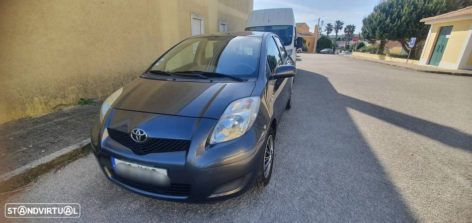 Toyota Yaris 1.0 VVT-i - 2