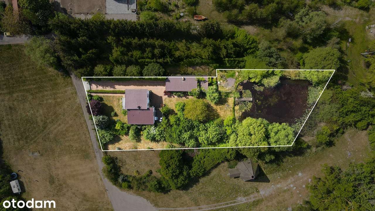 Dom przy jeziorze, Bytyń!-16