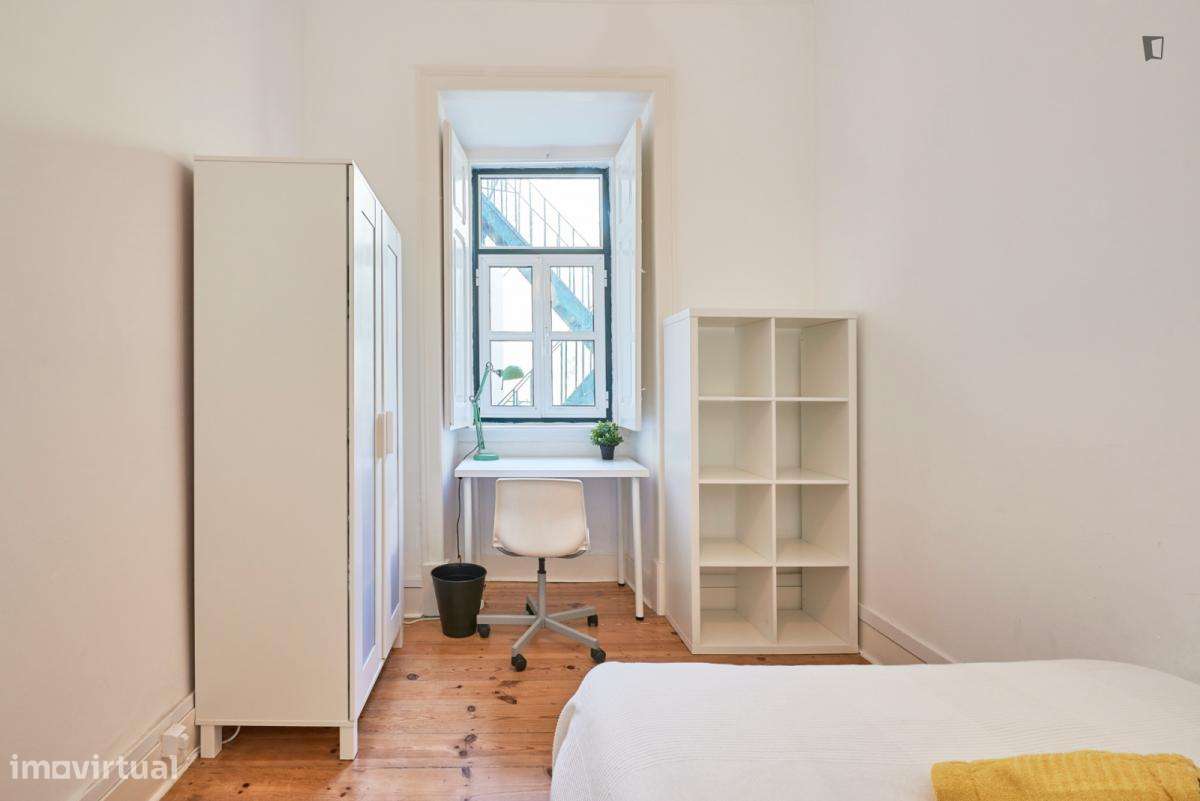 Quarto - localizado em Arroios Lisbon - Grande imagem: 3/31