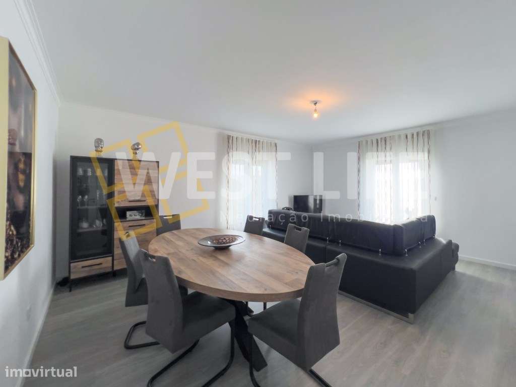 Apartamento T3 último piso do prédio com 2 lugares de parqueamento - Grande imagem: 4/28