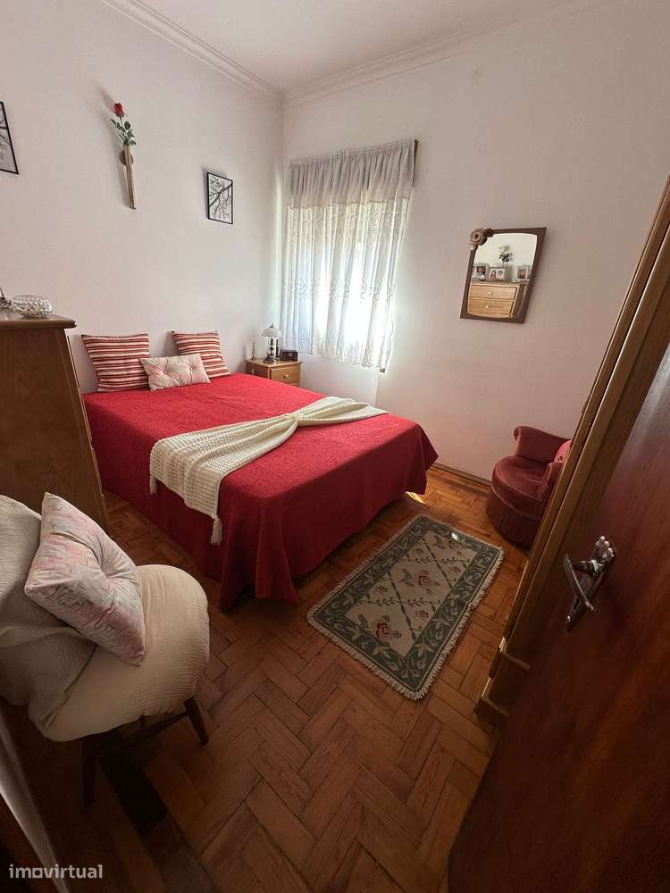Apartamento T2 com varanda em Salvaterra de Magos-6