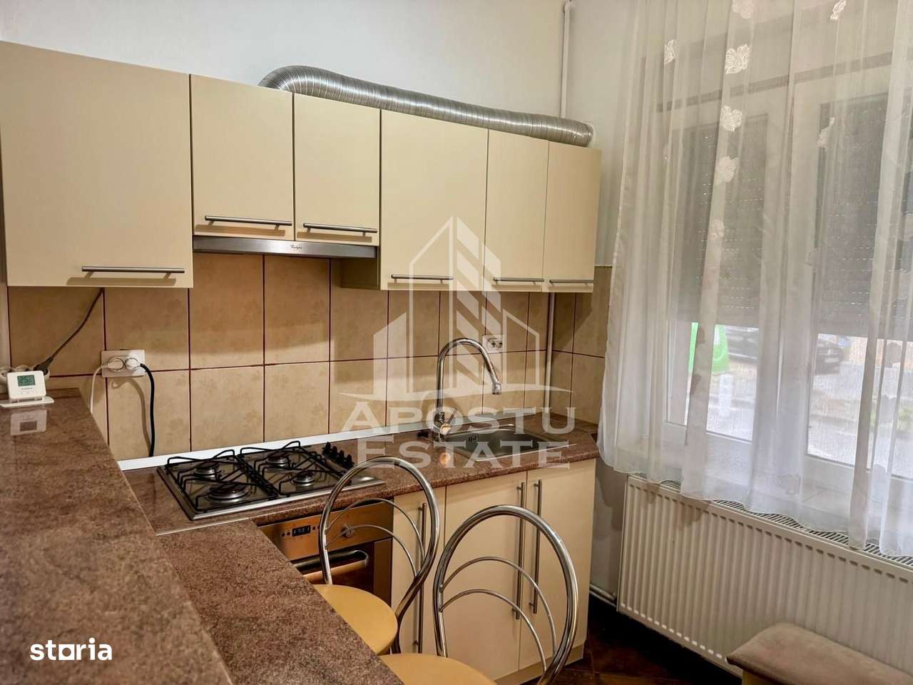 Apartament 2 camere,la casa,curte comuna,zona Dambovita - Imagine principală: 4/12