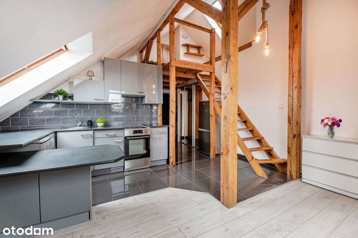 45m2 po podłodze, 32m2 użytkowej, Grunwald-9