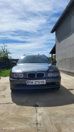 BMW Seria 5 530dA touring - 8