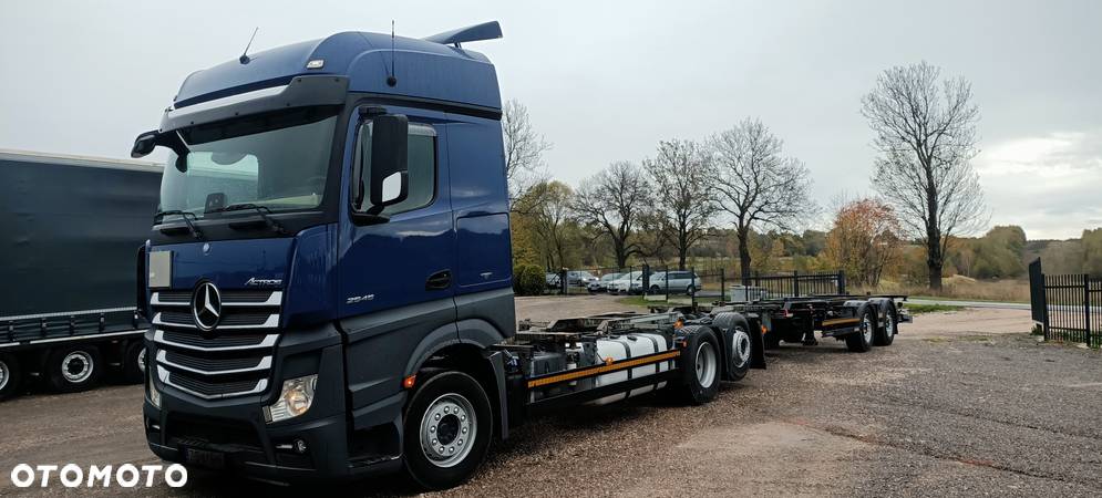 Mercedes-Benz ACTROS 2545 BDF - 4