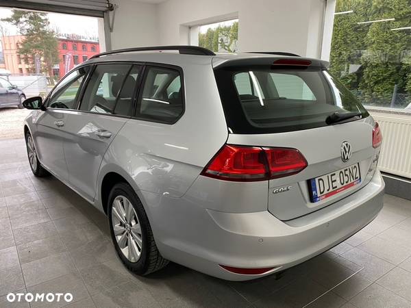 Volkswagen Golf - 3