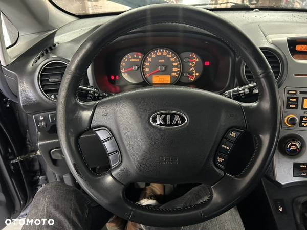 Kia Carens 2.0 CRDi Freedom 7os - 34