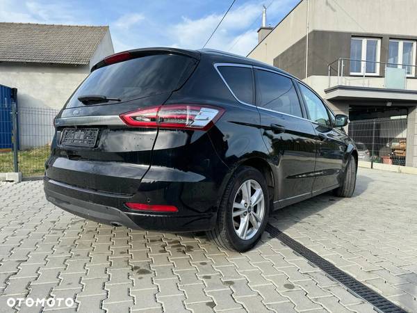 Ford S-Max 2.0 TDCi Titanium PowerShift - 6