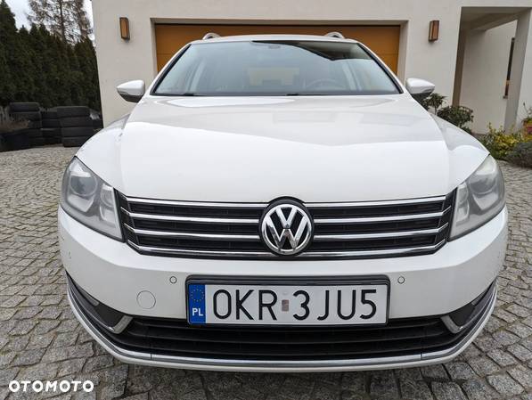 Volkswagen Passat 2.0 TDI Comfortline DSG - 3