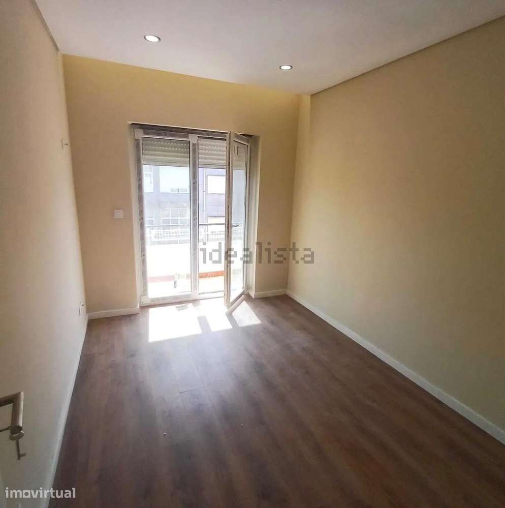 Apartamento T2 Pendão, Queluz-16