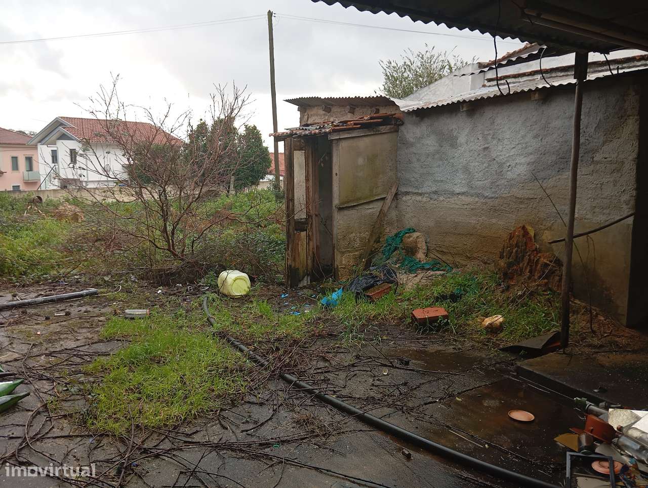 Moradia térrea para restauro em Avenal, Ul, Oliveira de Azeméis - Grande imagem: 4/8