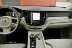 Volvo XC 60 B4 D AWD Geartronic Inscription - 25