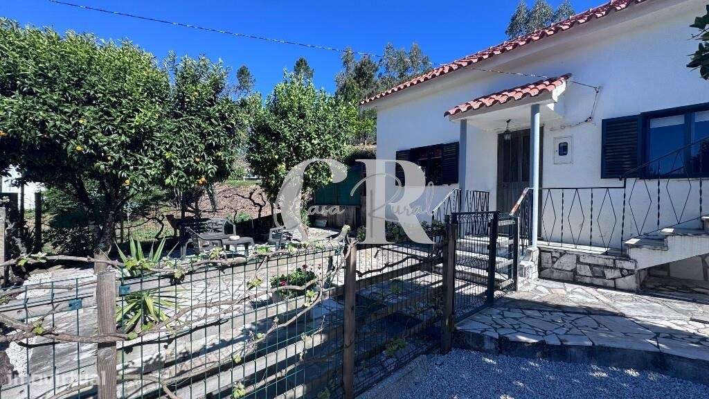 Moradia rés do chão, pronta a habitar-9