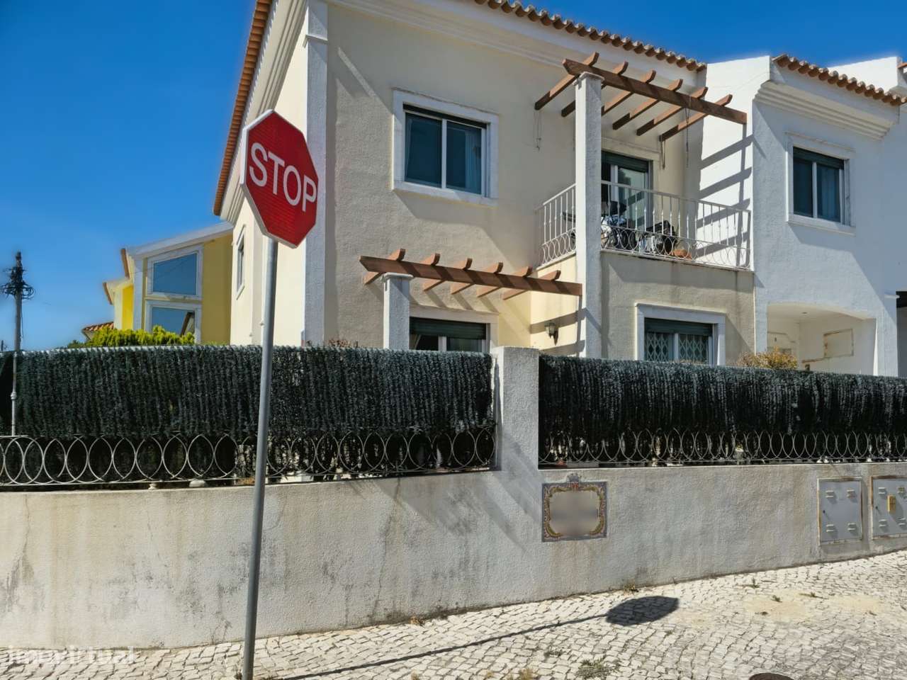 Andar de Moradia jardim garagem em S. Domingos de Rana.-0