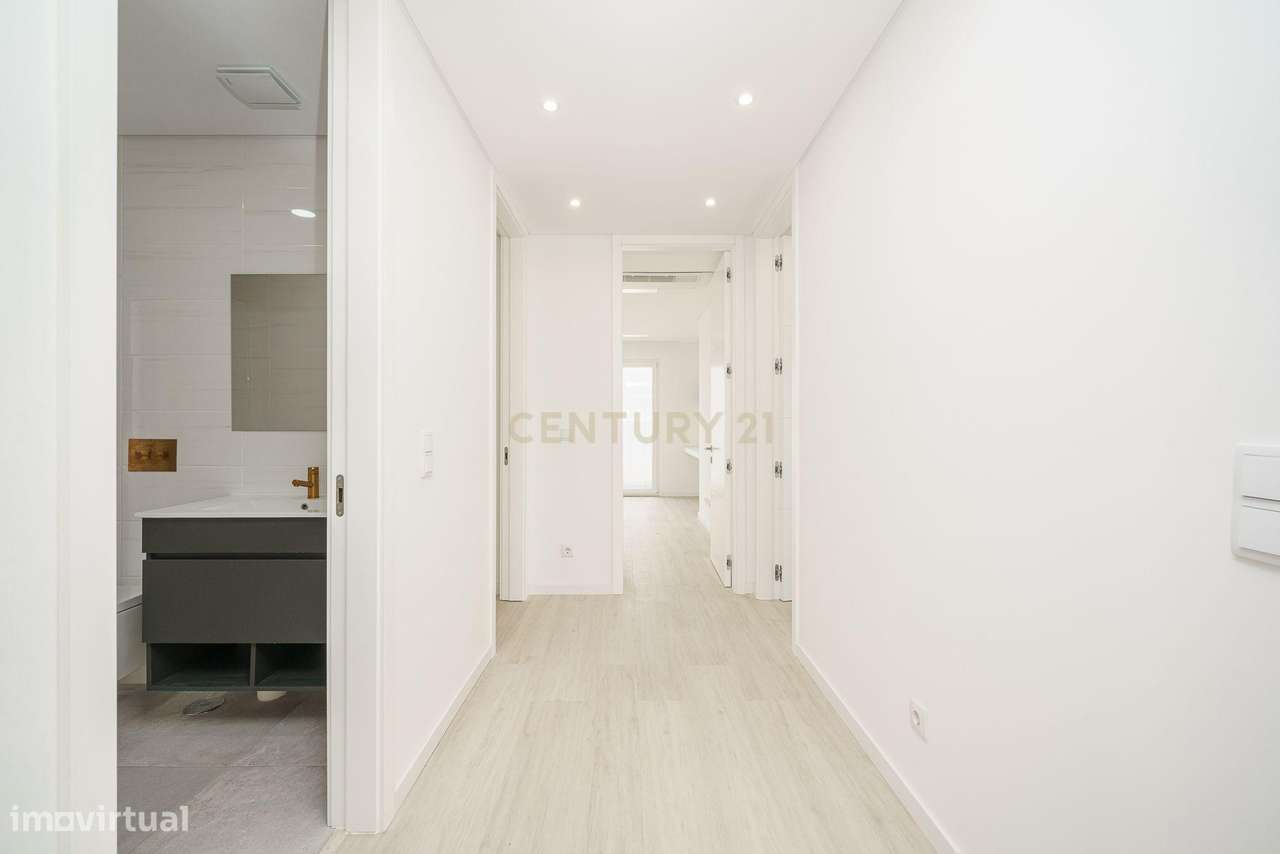 Moradia T3 Térrea a estrear com piscina e vista Serra-Setúbal-24