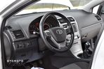 Toyota Avensis 2.0 D-4D Sol - 17