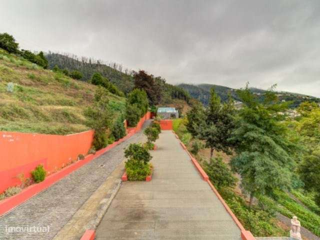 Quinta de Luxo com Duas Moradias e Vista Mar – Um Refúgio Exclusivo no-21