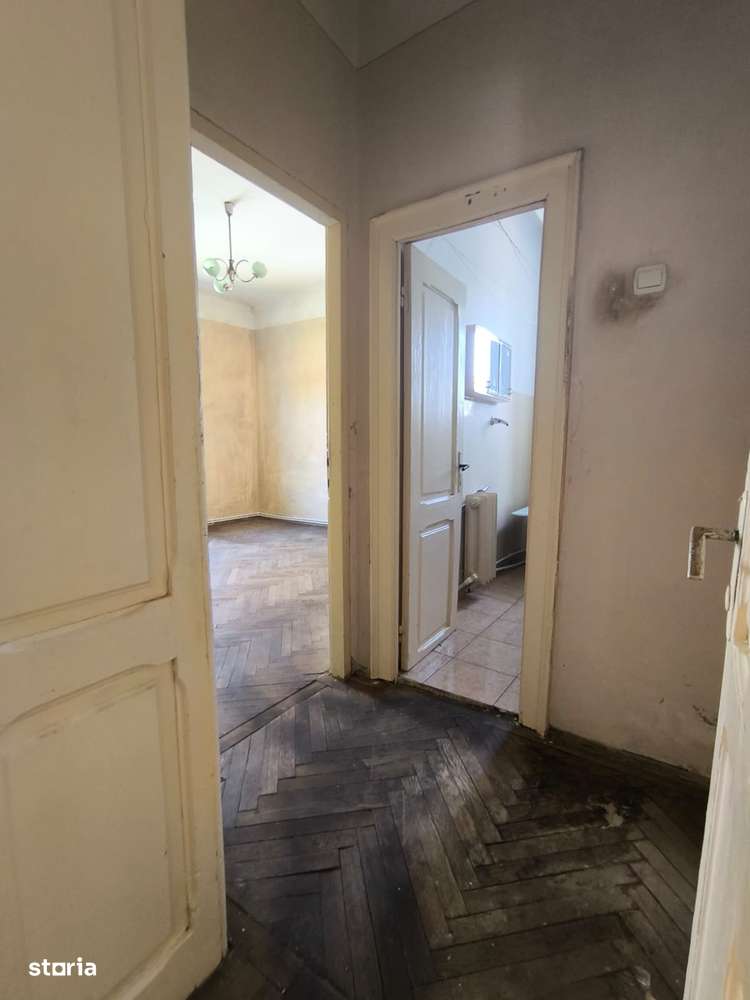 Apartament in spatele Parcului Copou, de vânzare, intrare separata - Imagine principală: 5/14