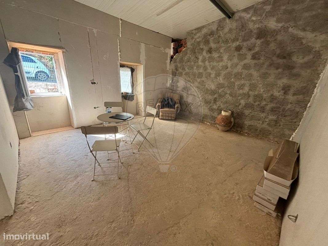 Moradia T2 para venda - Grande imagem: 2/21