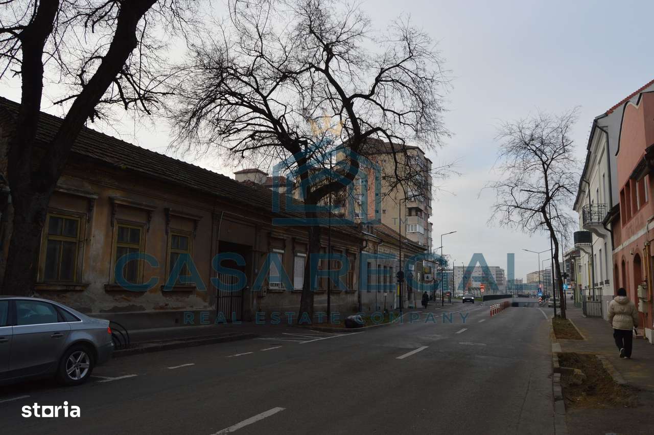 Apartament ultracentral, Vladimirescu 68, necesita renovare - Imagine principală: 3/12