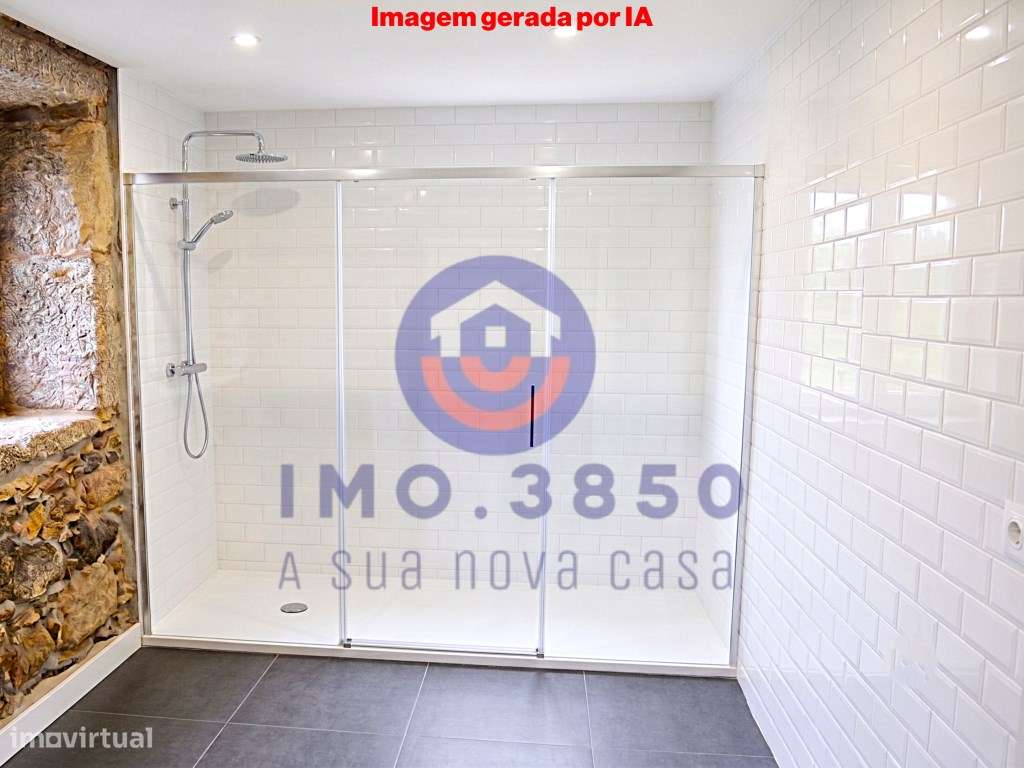 Moradia T3 em pedra para recuperação-9