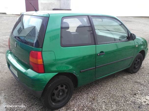 SEAT Arosa 1.0i de 98 para peças - 4