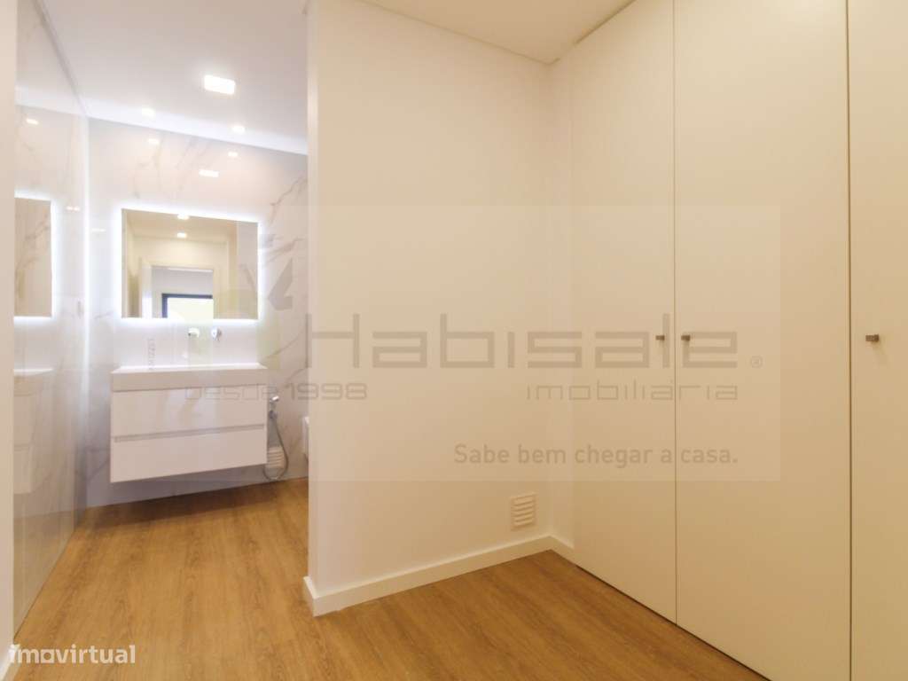 Moradia de Luxo com elevador, piscina e vista panorâmica, em Loures-44